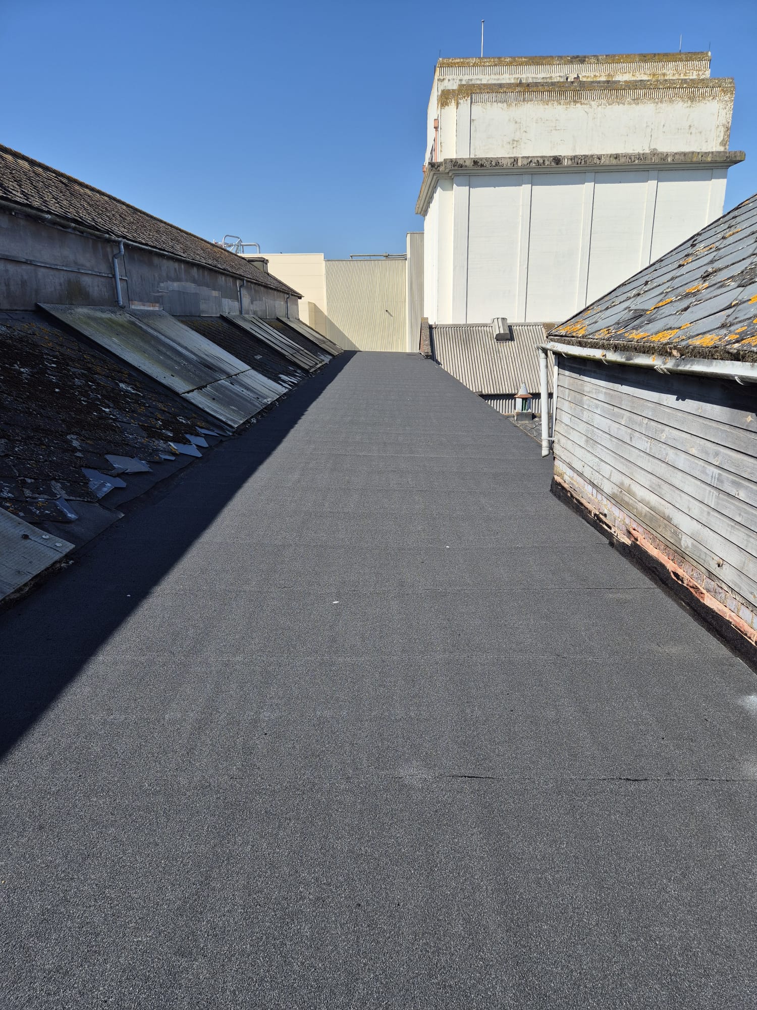 Flat roof repairs and replacement